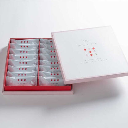 博多風美庵   苺のワルツ あまおうバターサンド