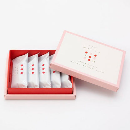 博多風美庵   苺のワルツ あまおうバターサンド