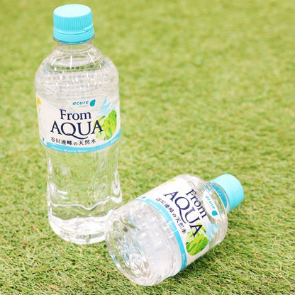 JRクロスステーション   アキュアメイド From AQUA 谷川連峰の天然水